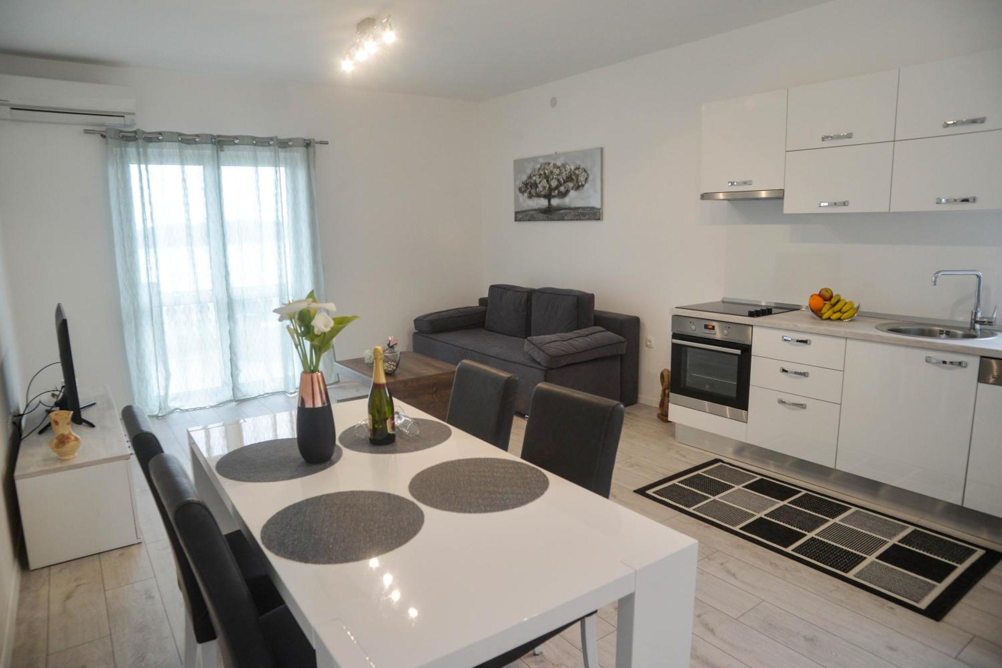 Apartments Mavra-Kukljica Εξωτερικό φωτογραφία
